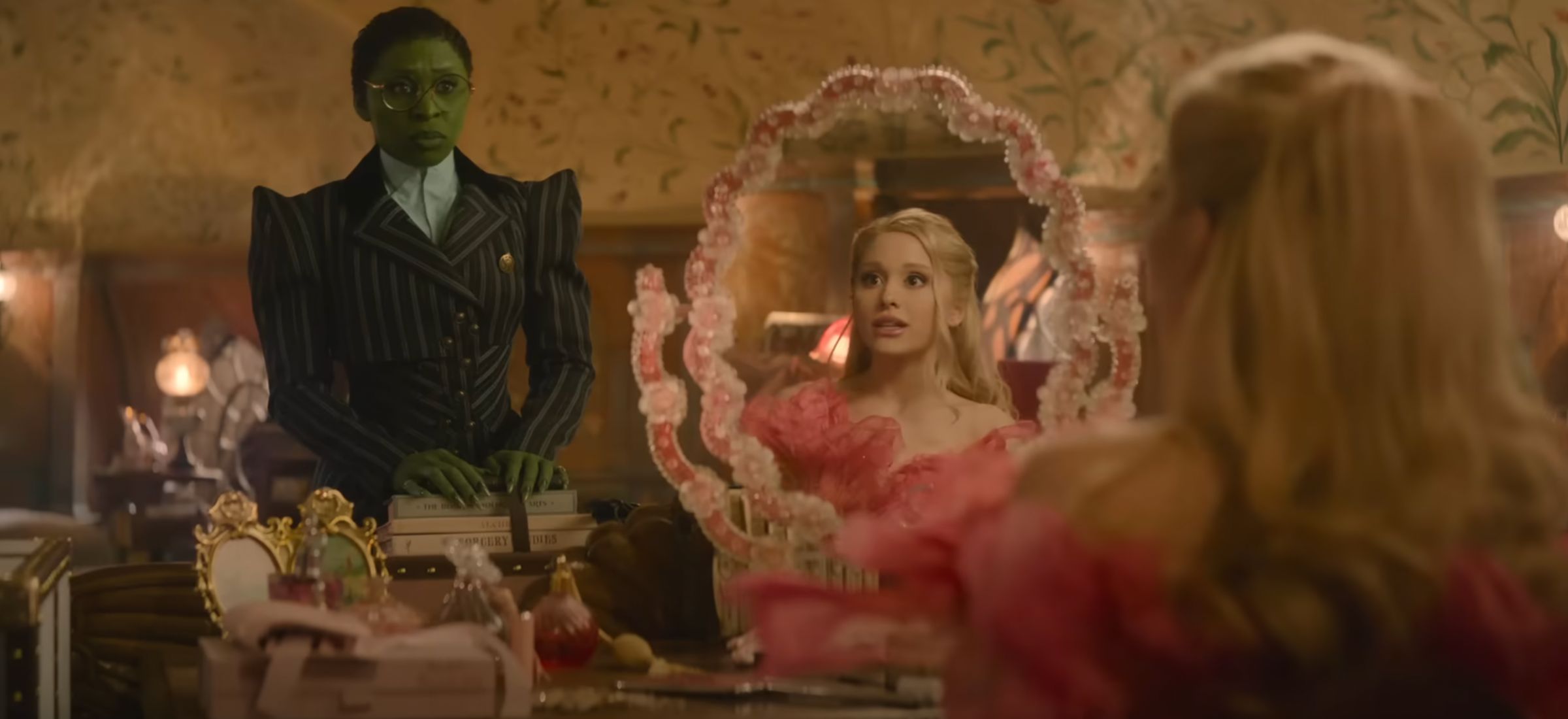 wicked usunieta scena ariana grande