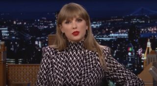 taylor swift sad it ends with us blake lively