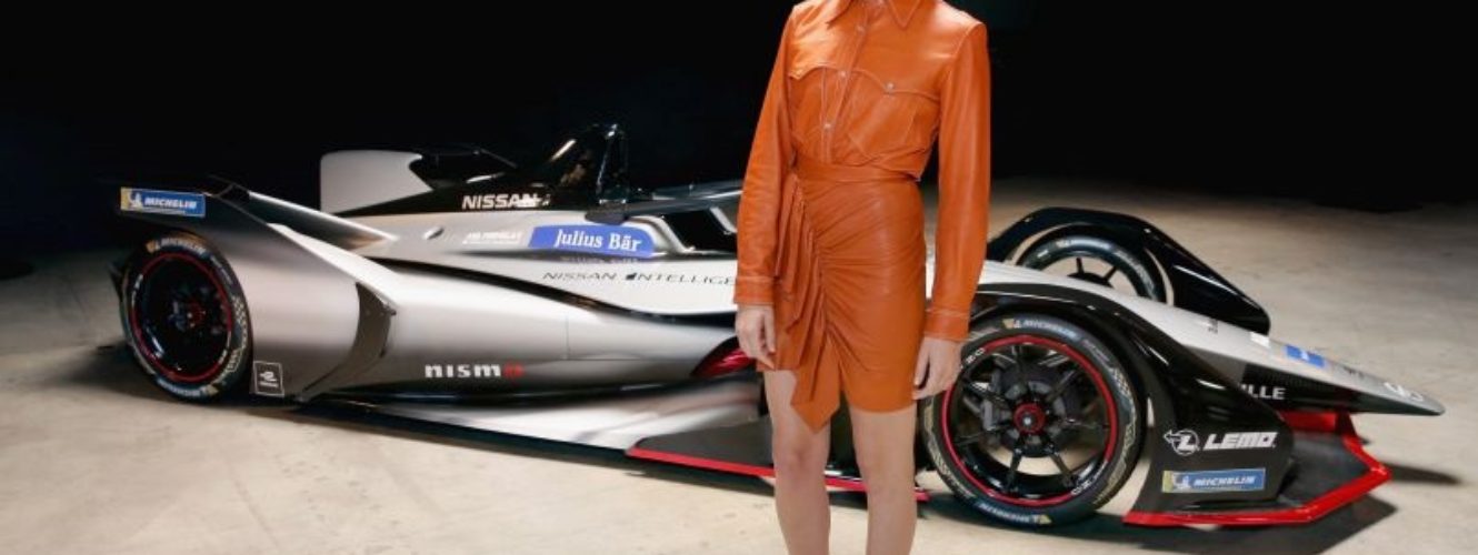 Margot Robbie gwiazdą prezentacji samochodu Formuły E Nissana