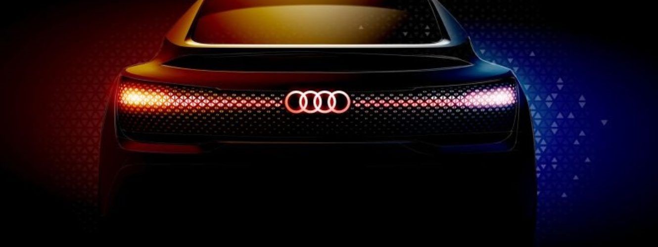 Elektryczny i autonomiczny Audi Aicon dotarł do Polski