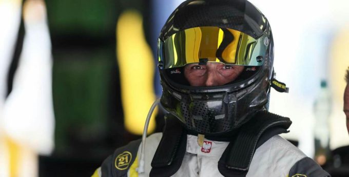 FIA CEZ: Z ostatniego pola na podium. Wielki wyczyn Marcina Jedlińskiego