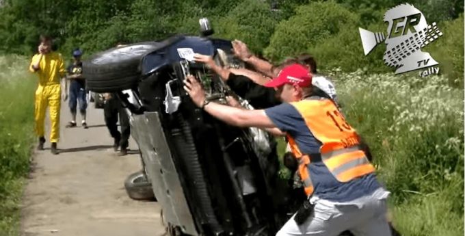 Wypadek załogi Jaskulski i Fidór – 1° Rally Pickup Design 2018 | Gryfów Śląski |