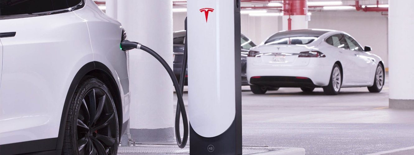Latem 2018 r. Tesla zaprezentuje nową generację Superładowarek