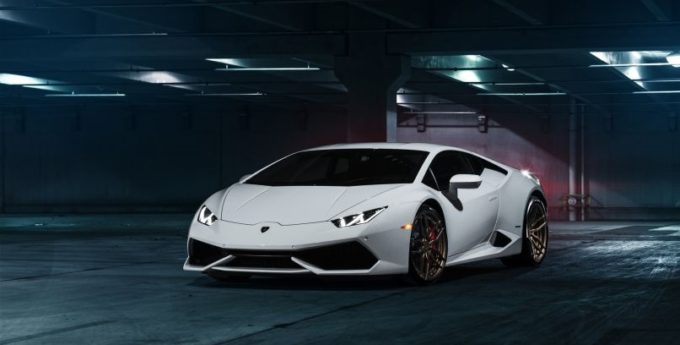 Lamborghini od papieża Franciszka będzie na sprzedaż