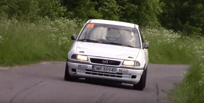 1.Pickup Design | Grabowicz/Wojdat | Astra GSi | Mad Max RT