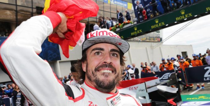 Fernando Alonso chce być kompletnym kierowcą, dlatego nie skupia się tylko na F1