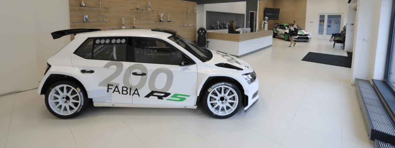 Škoda wyprodukowała ponad 200 rajdowych Fabii R5. Jedna z najnowszych jeździ w Polsce