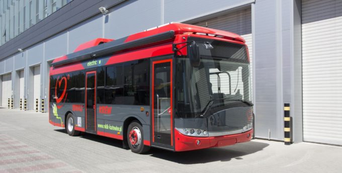 Pierwszy na świecie autobus elektryczny do poboru krwi