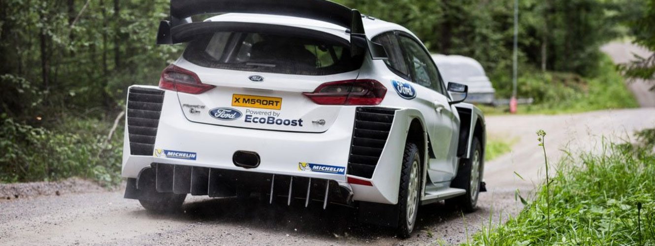 WRC: M-Sport Ford sfilmowany na tajnych testach w Finlandii. Podąża aerodynamiczną ścieżką Hyundaia i Toyoty?