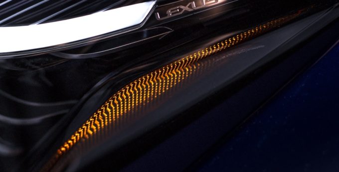 Nowy crossover Lexus UX w przedsprzedaży