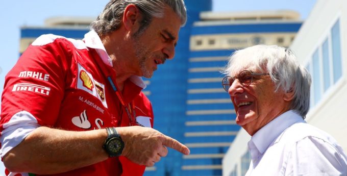 Konflikt w Ferrari. Bernie Ecclestone śmieje się z Włochów