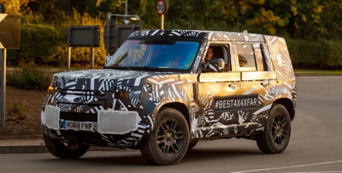 Nowy Defender na drodze – Land Rover rozpoczął testy drogowe kolejnej generacji