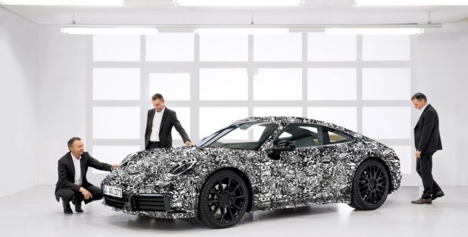 Nowa generacja Porsche 911, premiera już za miesiąc