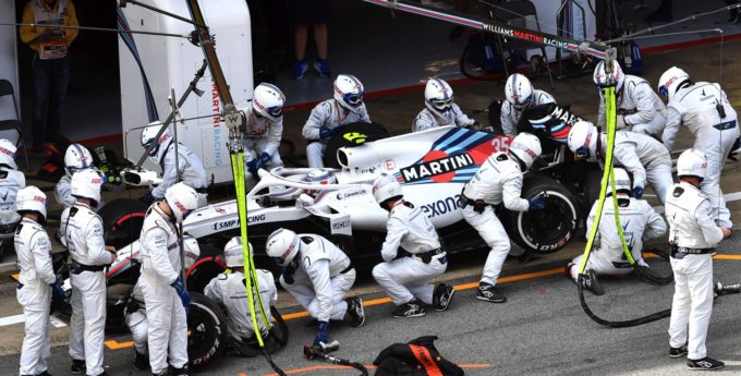 F1: Co wiemy po testach Pirelli?