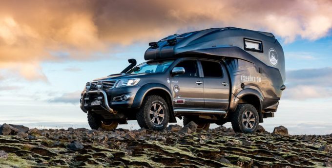 Toyota Hilux Expedition V1 – terenowy kamper do spełniania marzeń