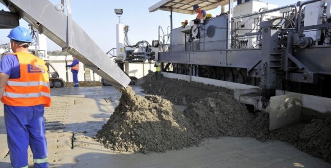 GDDKiA stawia nowe wymagania przy budowie dróg, będzie więcej betonu