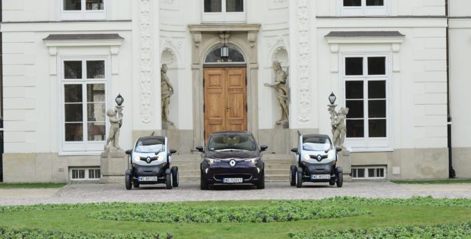 W Łazienkach Królewskich pojawią się pojazdy elektryczne Renault