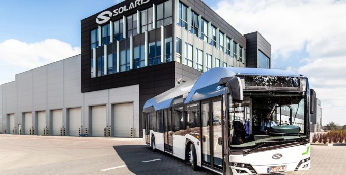 Solaris podczas Globalnego Szczytu Transportu Publicznego UITP 2019 prezentuje dwa zeroemisyjne pojazdy