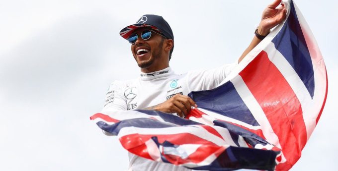 F1, Grand Prix Wielkiej Brytanii: Lewis Hamilton lepszy od Alaina Prosta i Jima Clarka