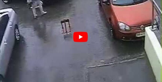 Rosjanin walczy z blokadą parkingową