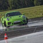 Prawdziwa zabawka dla dużych i małych chłopców, która szybko się nie zepsuje? Jest ich sporo w Porsche Experience