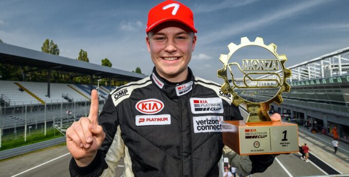 Kia Platinum Cup: Nikodem Wierzbicki mistrzem Polski już po pierwszym wyścigu na Monzy