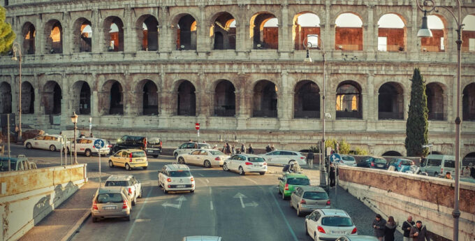 Diesle ekskomunikowane w Rzymie. Nawet 2900 zł mandatu za jazdę TDI po Wiecznym Mieście