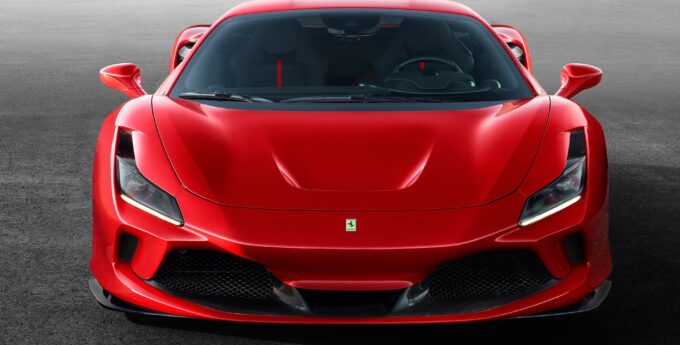 Ferrari zdradziło, kiedy będzie elektryczne. „Technologia nie jest jeszcze gotowa”