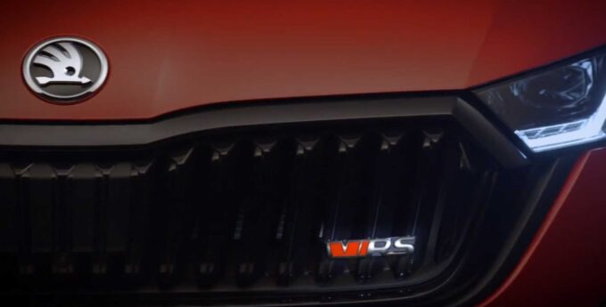 Nowa Skoda Octavia RS w tajemniczym zwiastunie. Udawajmy, że nie wiemy jak wygląda
