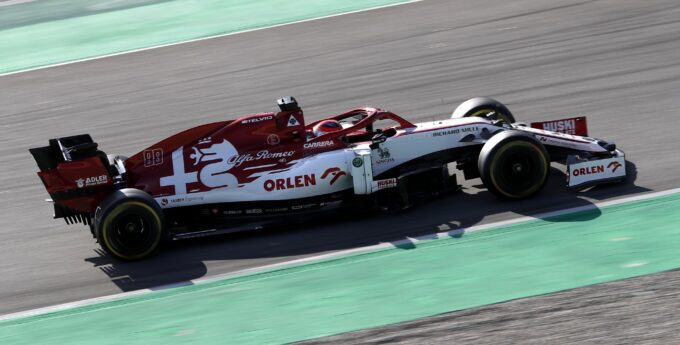Robert Kubica z najszybszym czasem na testach F1! Zobacz jego kapitalne okrążenie