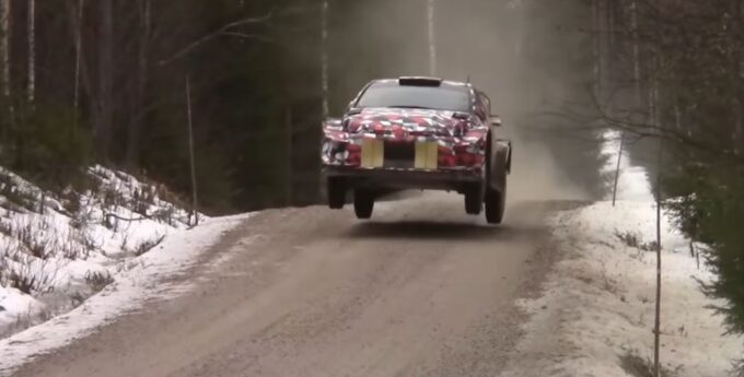 Czy coś sie zmieniło? Toyota Yaris WRC na testach przed sezonem 2021