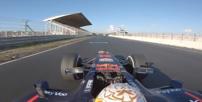 Zandvoort gotowy! Max Verstappen wykonał pierwsze okrążenie. Zobaczcie onboard