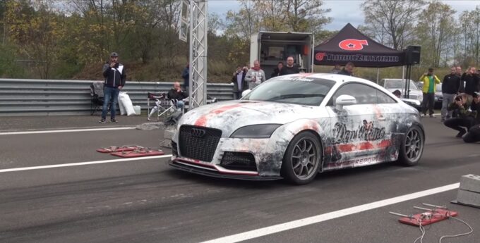 Piekielne Audi TT – 1300 koni mocy i ponad 320 km/h v-max
