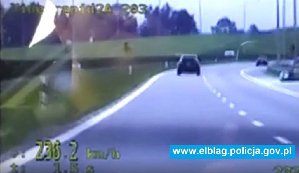 bentley, policja
