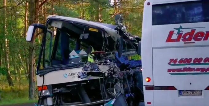 wypadek autobusów Kołobrzeg