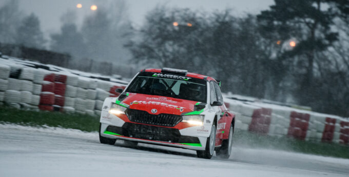 14-letni Laskowski pokazał jak jeździ się Fabią Rally2 Evo [VIDEO]
