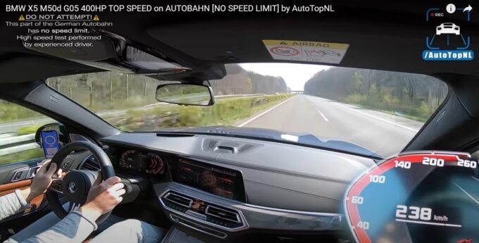 400-konny diesel BMW jedzie na autostradzie