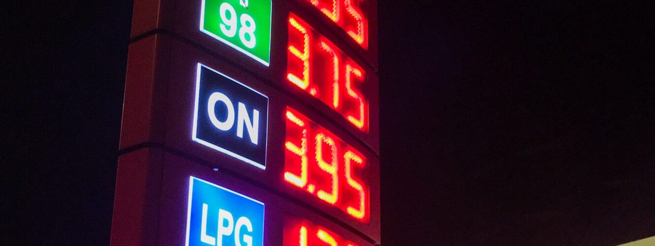 Diesel i benzyna znowu poniżej 4 zł?