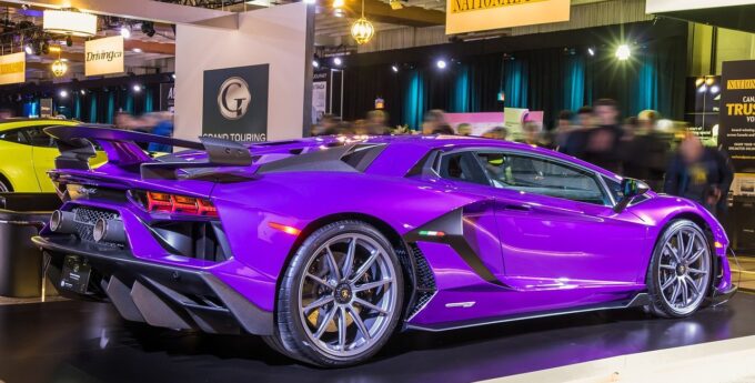 Lamborghini Aventador