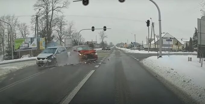 Myślał że mu się uda wymusić pierwszeństwo