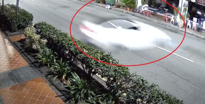 Wypadek BMW M4 w Singapurze