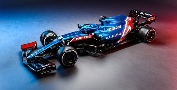 Mercedes i Alpine pokazały nowe auta F1 2021 [GALERIA]