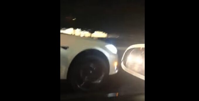 Audi S4 kontra Tesla
