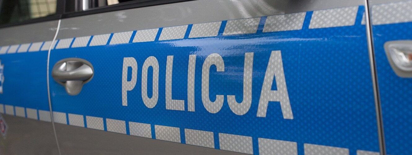 policjant chciał wrobić w mandat kierowcę