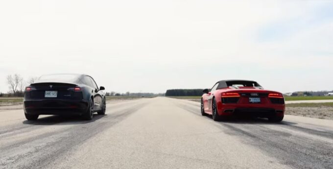 Tesla vs Audi R8
