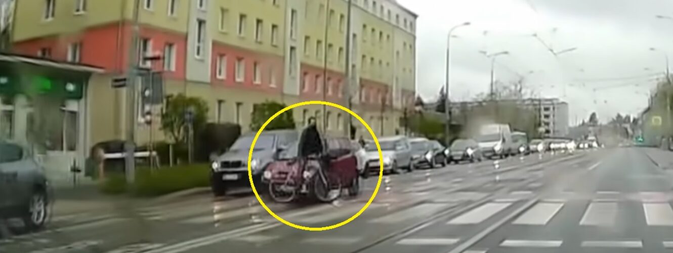 Czerwone Seicento uciekło po potrąceniu rowerzysty w Poznaniu