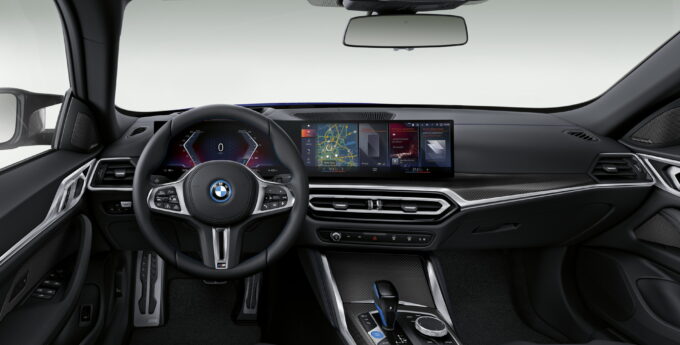 2022-BMW-i4-M50-1