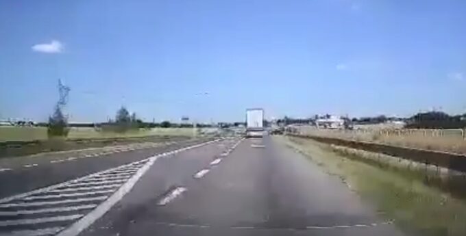 nagranie wypadek skrzyzowanie