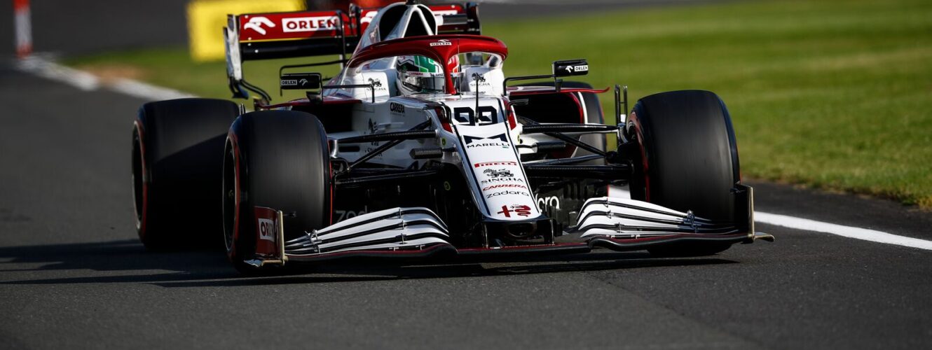 Wakacje w F1 zakończone. Mniejszy docisk dał lepszy rezultat