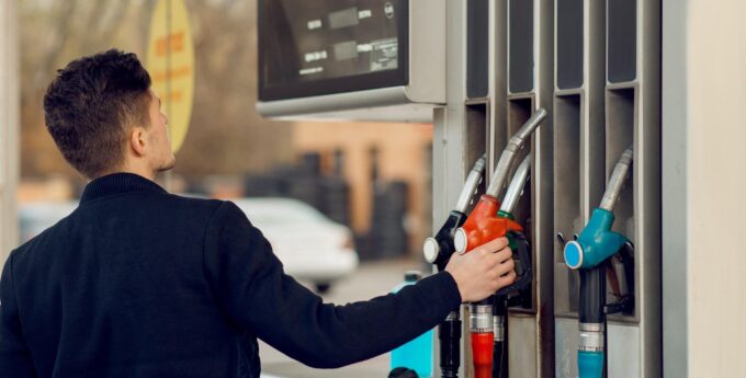Stacje paliw nie pokażą ceny za litr